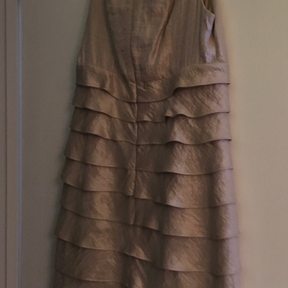 Holiday London times dressy party dress tiered 10 Pretty party dress - Picture 2 of 5